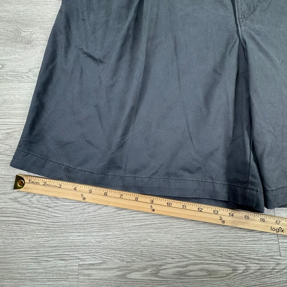 Geoffrey Beene Mens Shorts Extender Waist Pleated Graphite Gray Classic 52 NWT